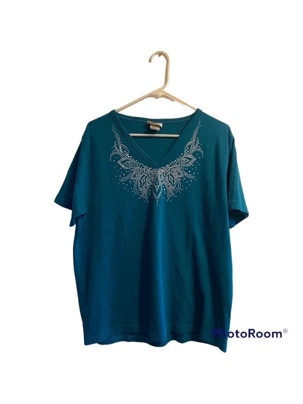 Distinct Teal Blouse with Silver Embellishment At V-Neckline. Women’s XL